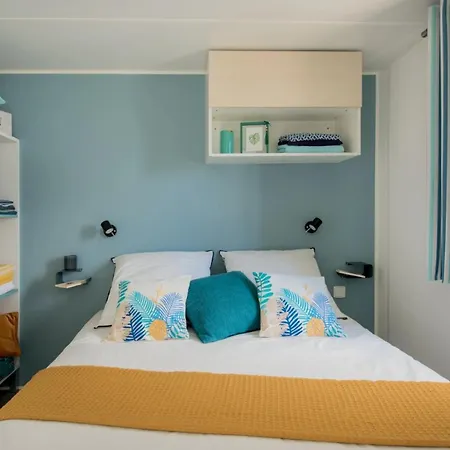 Zecamping 4 Etoiles Familial - A 200 M - Piscine Couverte Kemping La Faute-sur-Mer